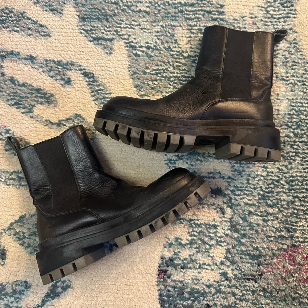 Zara Chunky Lug Sole Black Leather Boots - Picture 4 of 9